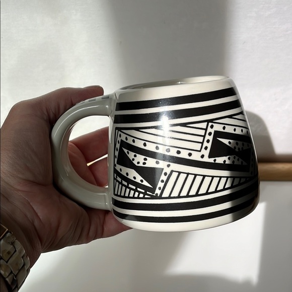 The Treasure Chest Las Cruces New Mexico Southwest mug 1998 No.3 Geometric Mug - Picture 8 of 12